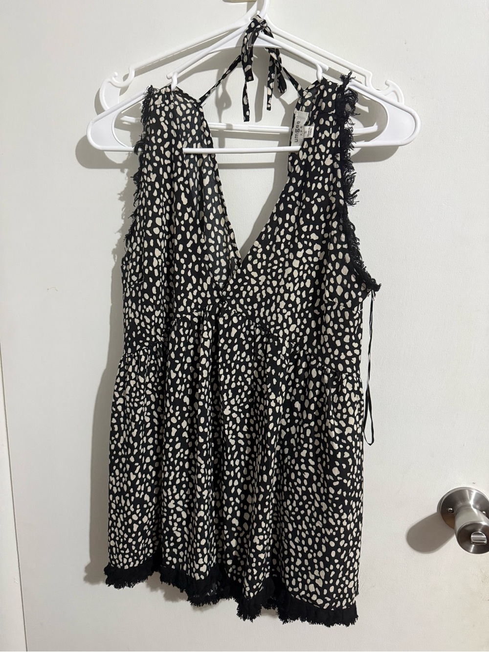 Umgee Black and Cream Printed V-Neck Sleeveless Camisole